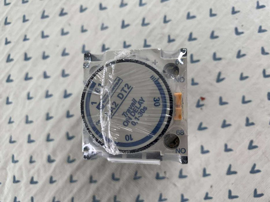 Time Delay Auxiliary Contact Block LA2 DT2 (novo) - dois artigos