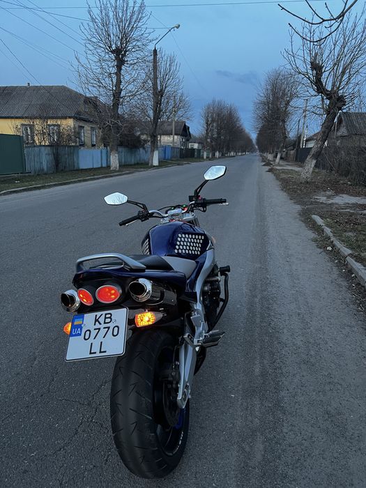 Suzuki gsr 600 2006 на Yoshimura