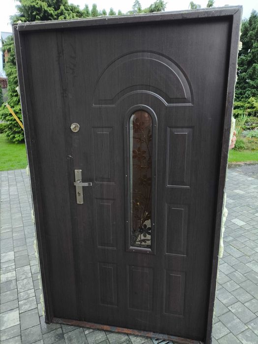 Drzwi zewnętrzne dwuskrzydłowe