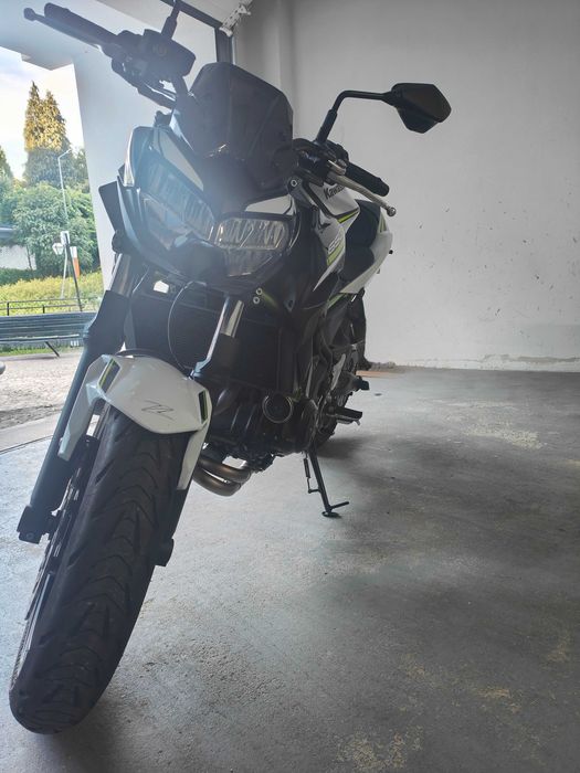 Mota Kawasaki Z650