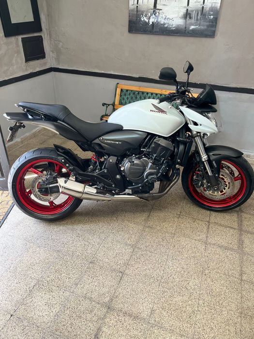 Hornet 2010 abs IMPECÁVEL