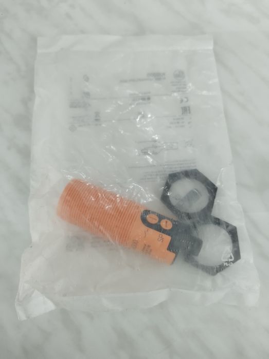 Ємнісний датчик IFM Electronic KI6000