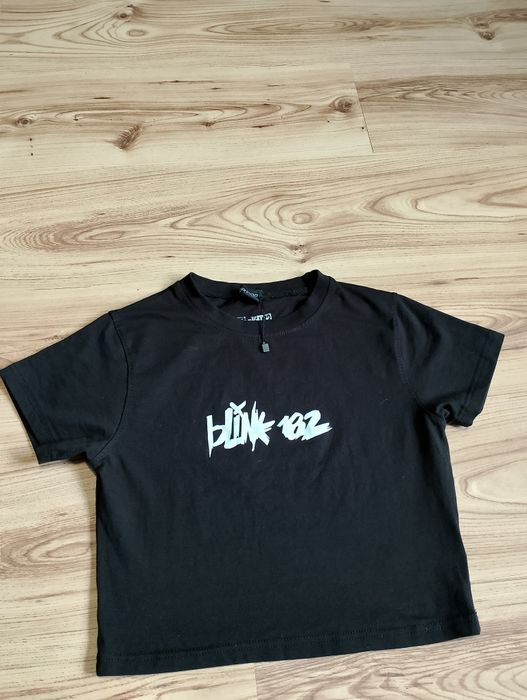 Nowa Czarna Damska Koszulka Crop Top Blink-182 Y2K Pop Punk
