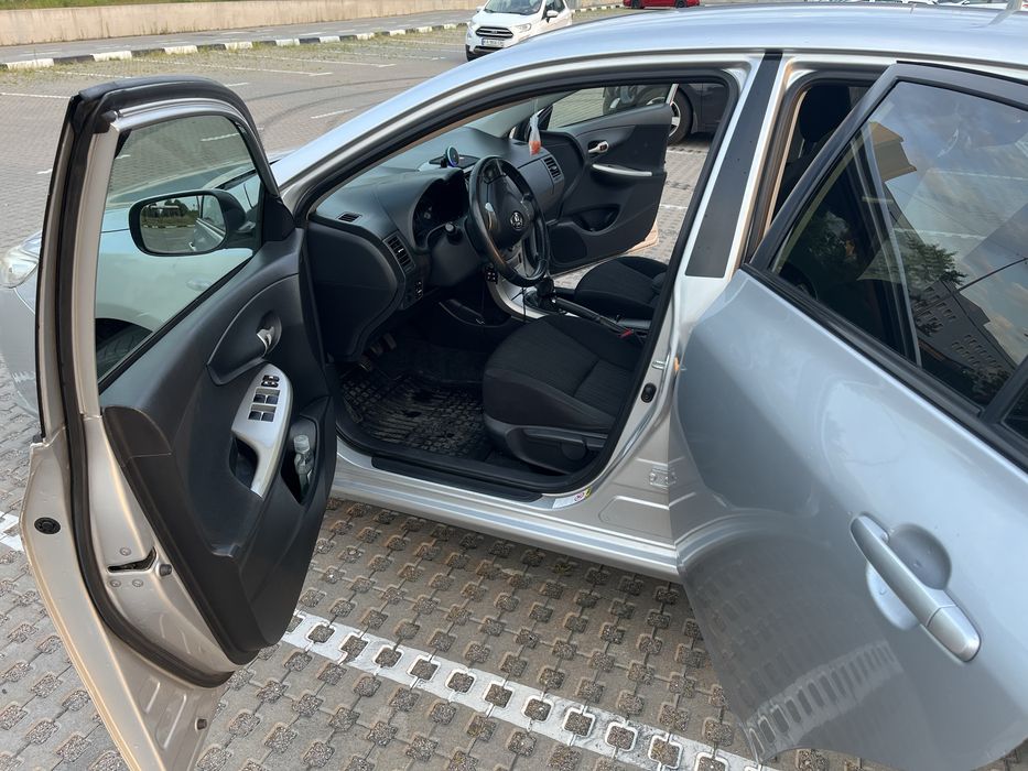 Toyota corolla 1.6 2009 корола