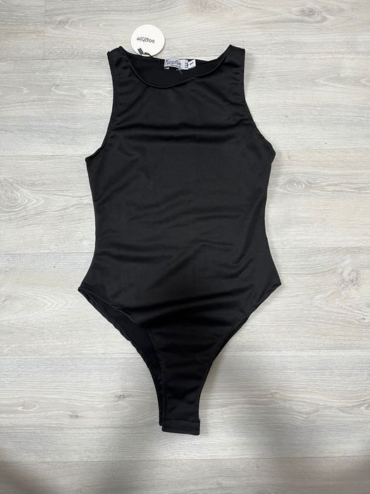 Чорне жіноче боді