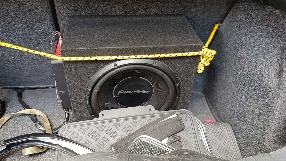 Pioneer GM-A3702 + Subwoofer