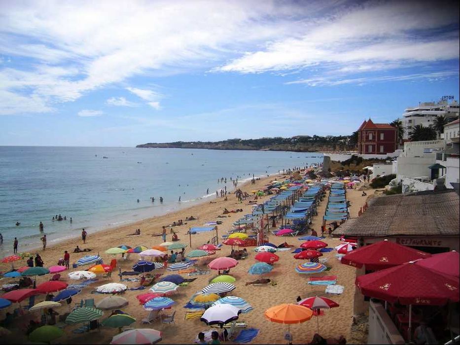 Armação de Pera Setembro c/ garagem/ 210m da Praia