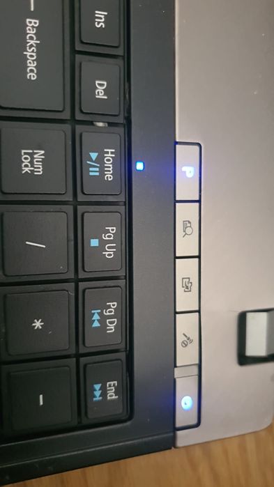 Acer laptop i5 with charger.8 gn ram/ 500 GB hhd