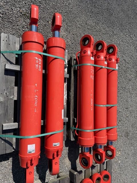 siłownik hydrauliczny sandvik do wiertnicy nowy