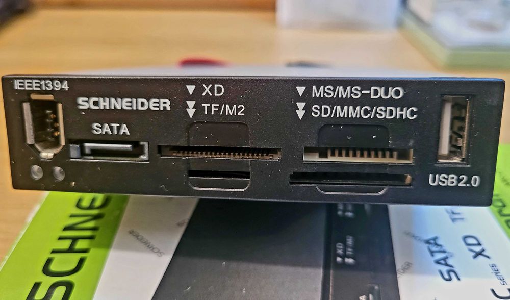 Leitor Interno 3.5 Cartões Memória  + BT Dongle 2.0 + WiFi USB 11n