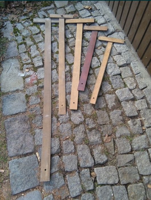 Przykładnica kreślarska, drewniana przykładnica