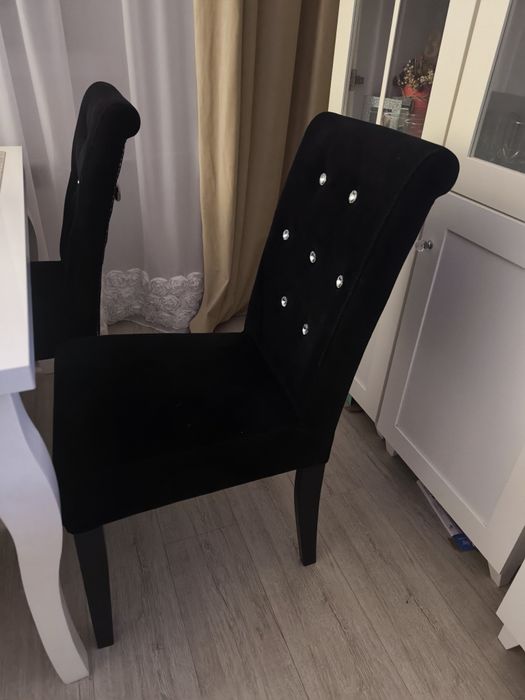 4 Krzesła Chesterfield czarne