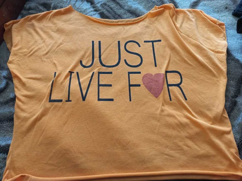 Блузи та майки 6  речей за 300 грн