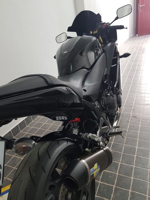 Honda CBR 600F 2011 – 28.000 km – Histórico Honda – Pneus novos