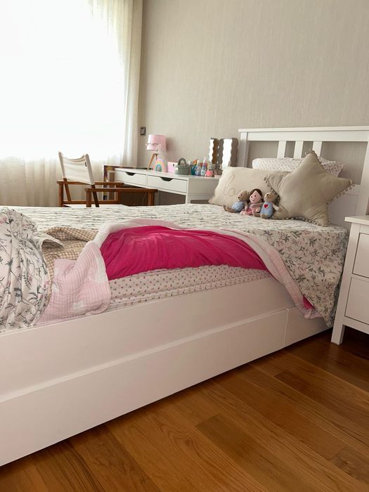 Cama de solteiro HEMNES