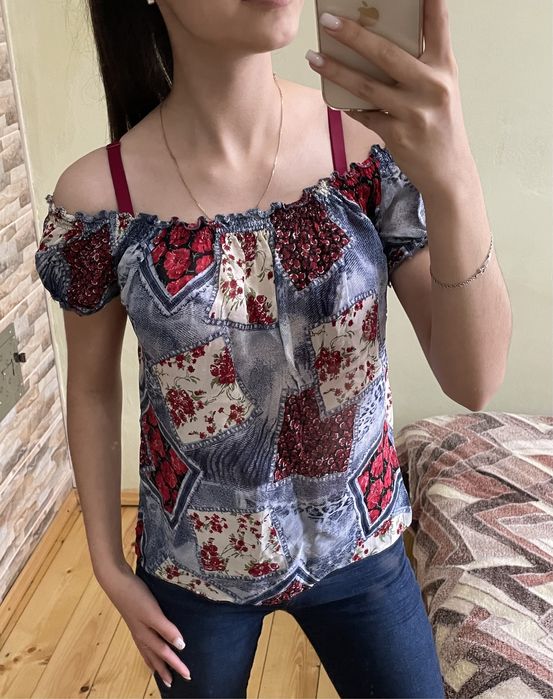 Літня кофта-блуза