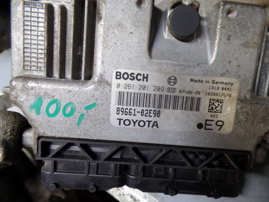 Cze66 Sterownik silnika komputer toyota auris I wysyłka części