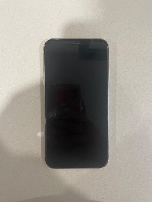 Vendo iPhone 11 em muito bom estado