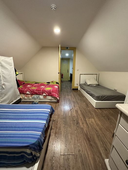 Quarto compartilhado junto a Praça da Batalha