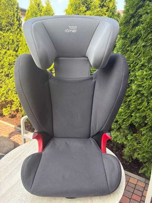 Автокрісло britax romer