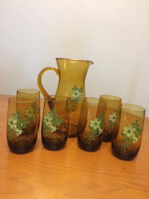Conjunto de jarro mais 6 copos vintage