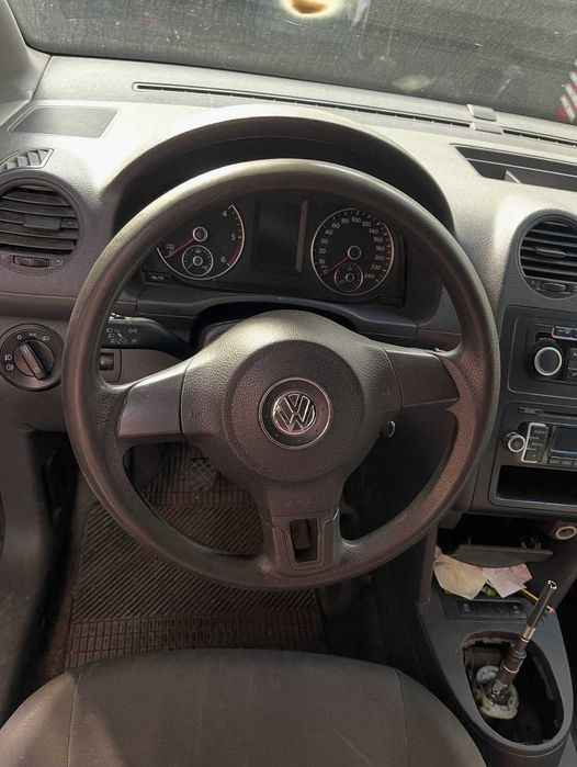 Volkswagen Caddy 2010 para peças!