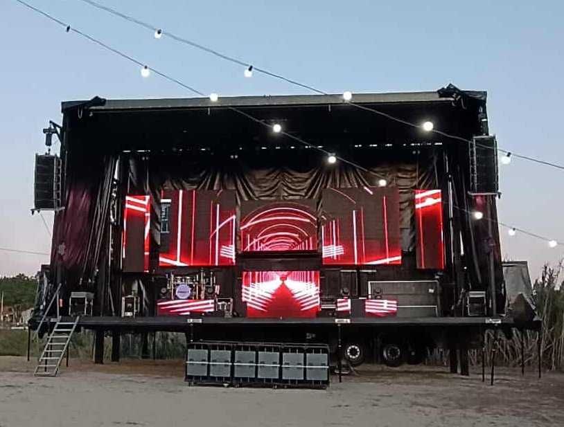 Used P5 LED video screen in new condition! Aluminum cabinets!64585048729345122