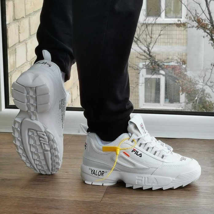 Женские кроссовки Fila Disruptor Белые Фила