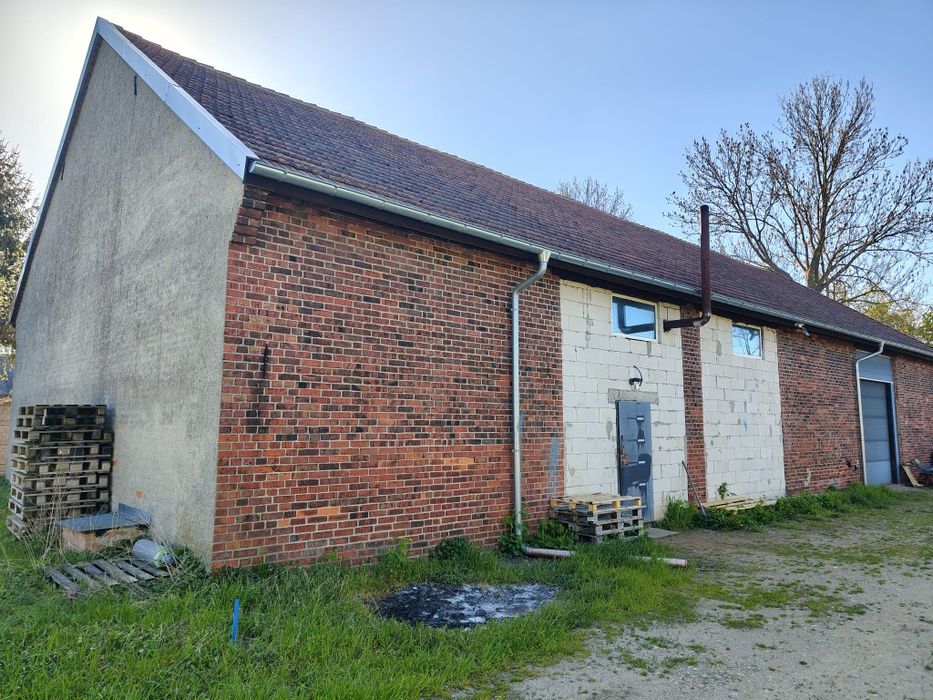 Solidna Hala 331 m2 | Działka 14 ar | Grabik k. Żar | Okazja!