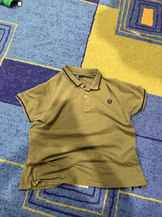 Поло Sergio Tacchini