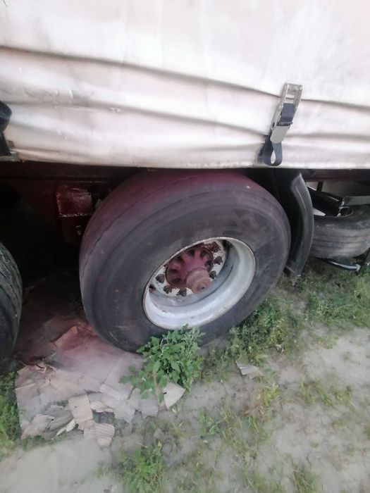 Продам полуприцеп борт штора кегель