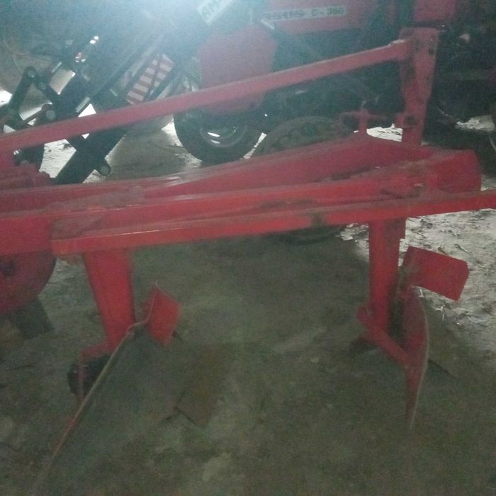 Pług 4 skibowy Jednobelkowy Oprysk Rozsiew