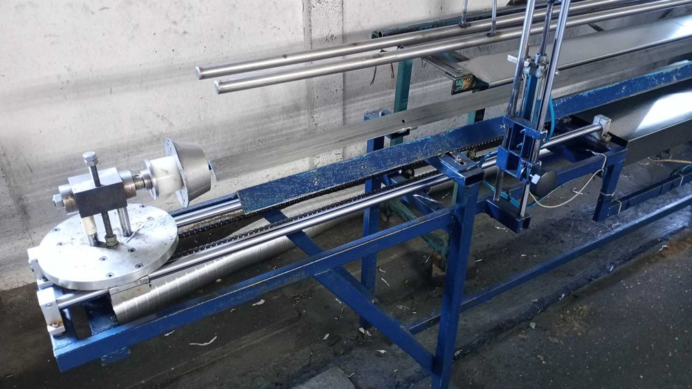 Linia do rur ALUFLEX/SPIRO ST-IV/18 ze ściskaczem