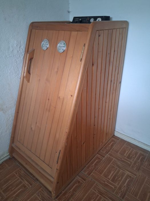 Cabine de Sauna Individual em Pinho Maciço
