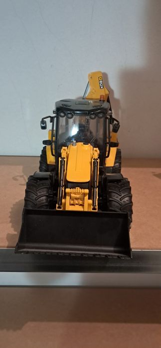 Retroescavadora JCB 5CX – Excelente Estado