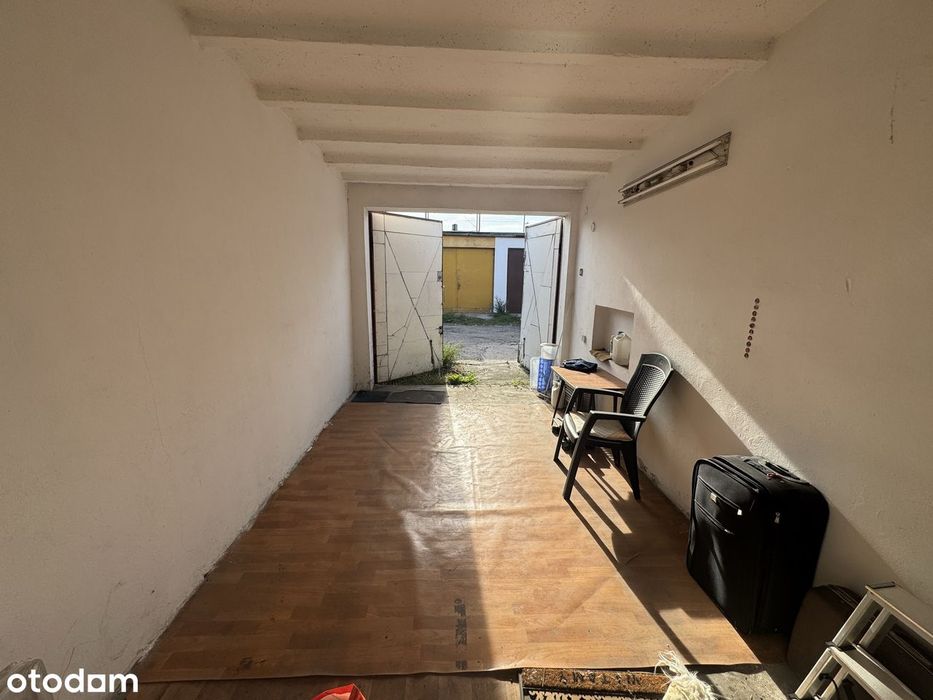 Garaż murowany os. Widok (ul. Graniczna 46-48) - Widok 2