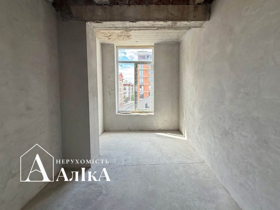 Продам чудову 2-кімнатну квартиру з терасою в новобудові