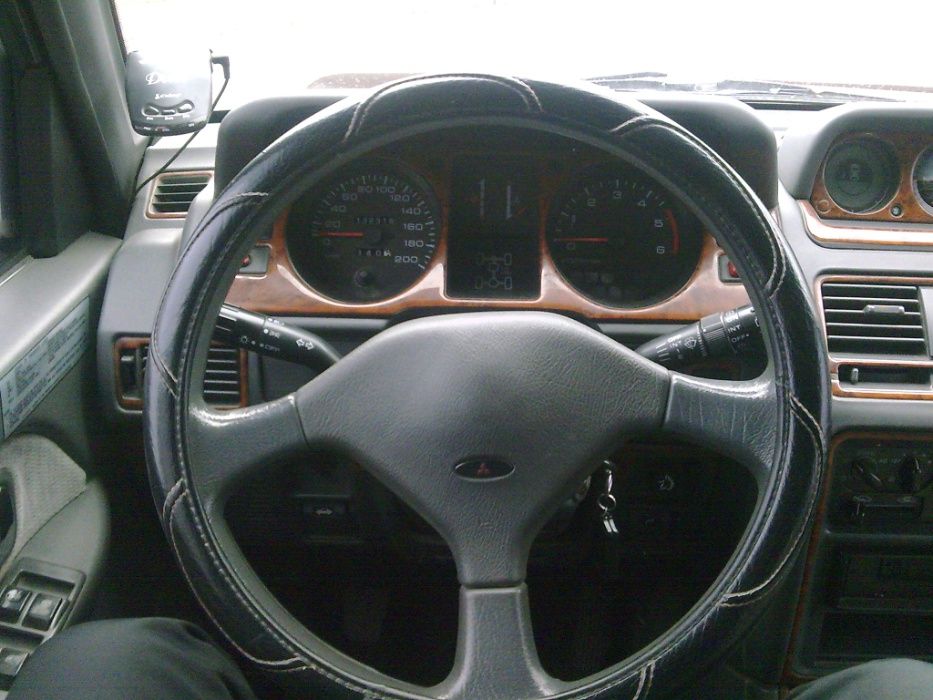 Mitsubishi Pajero Вагон II