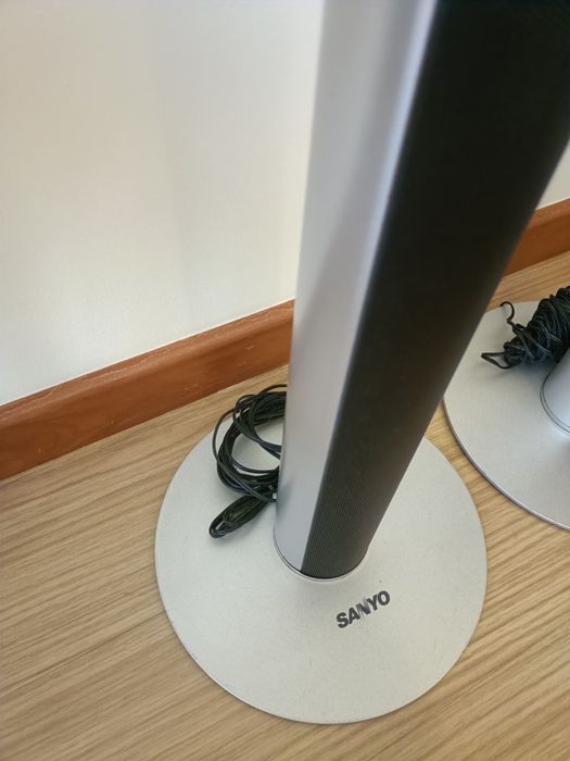 DVD Sanyo com sistema de som