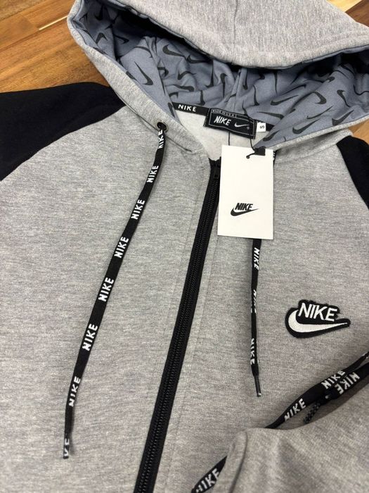 Fato de treino nike disponível em  L e xl