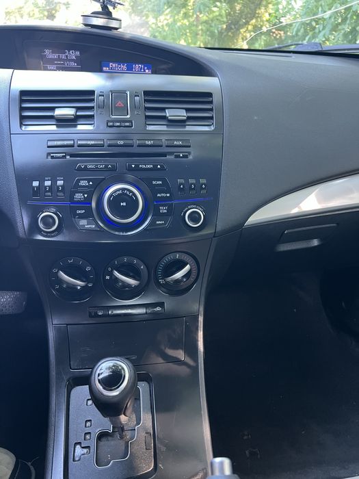 Mazda 3 2012 рік