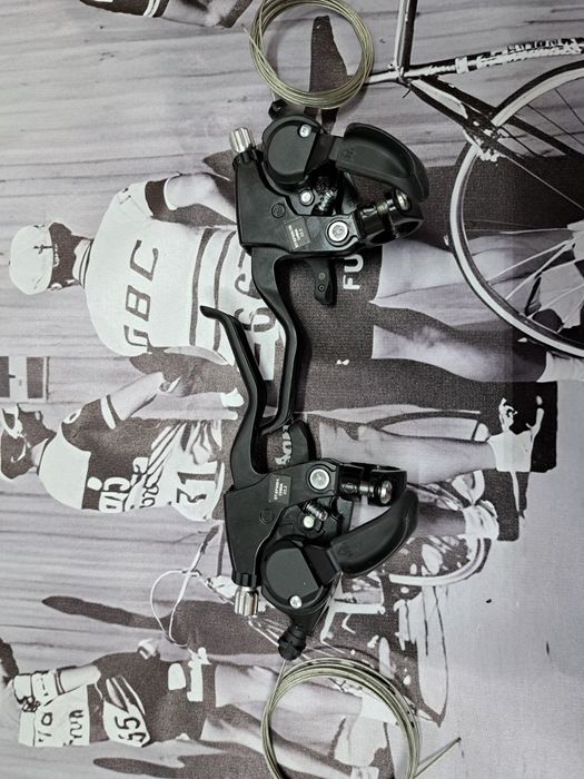 Klamkomanetki Shimano 3x7 . Nowe oryginalne.