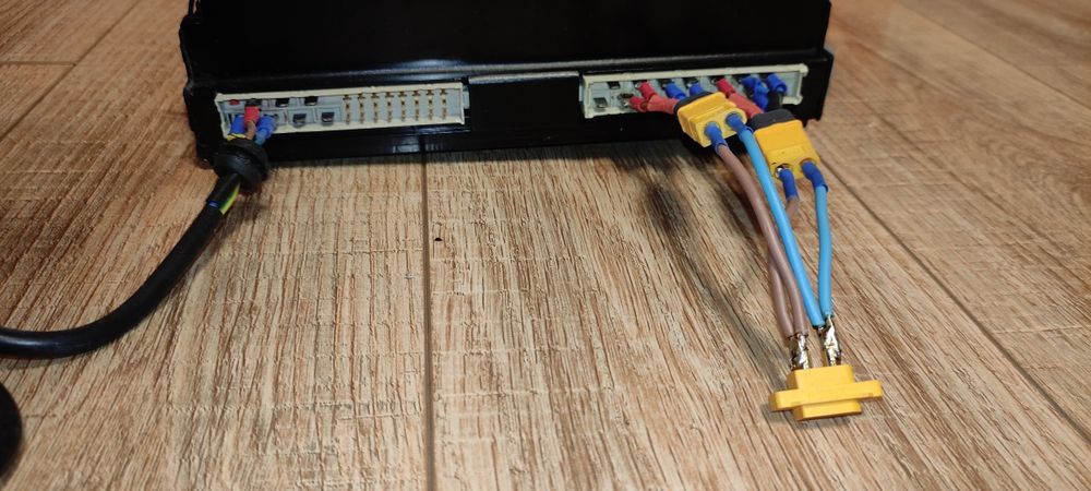 ELTEK SMPS 1000 24V  45-66 Hz