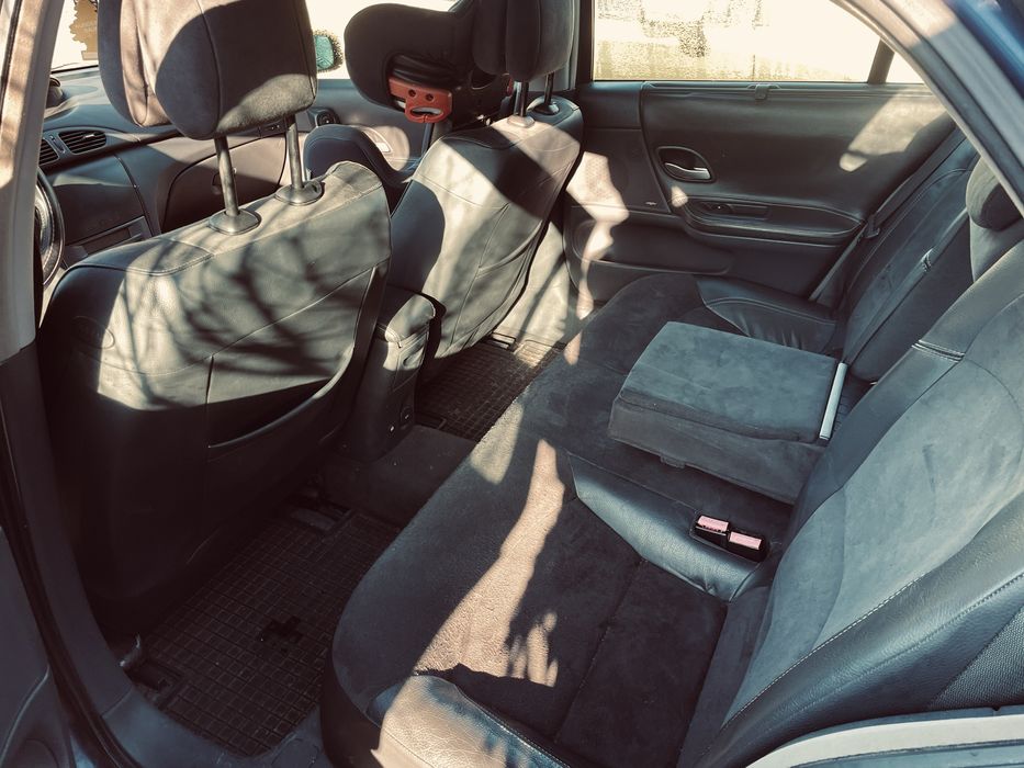 Renault Laguna 2.0 Benzyna – 2004 r. – Stan Dobry