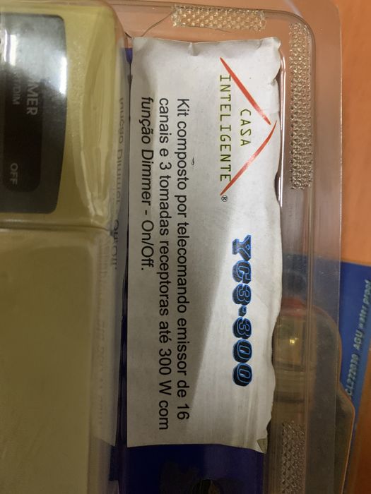 Kit Telecomando + emissor + 3 Tomadas receptoras