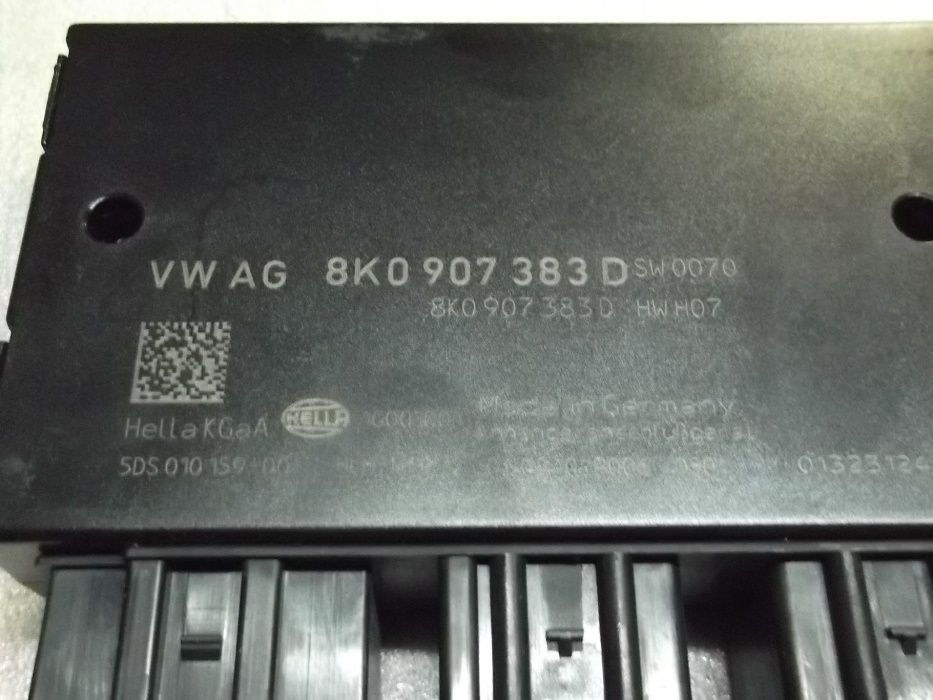 Modulo Gancho electrico p/ reboque Audi / VW 8K0907_383D