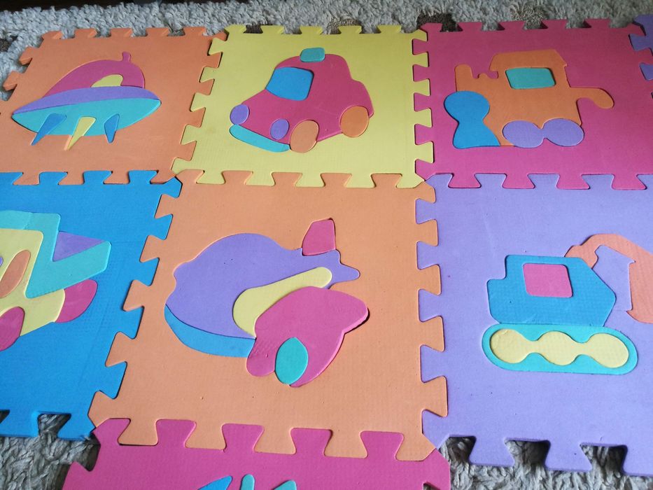 Puzzle piankowe układanka literki kształty