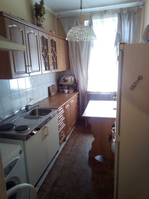 1 кімнатна квартира, м. Рава-Руська ( центр )