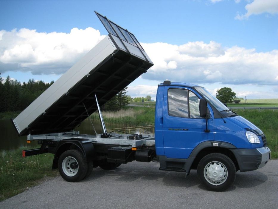 Вивіз  будівельного сміття та меблів,чистка гаражів та інше.