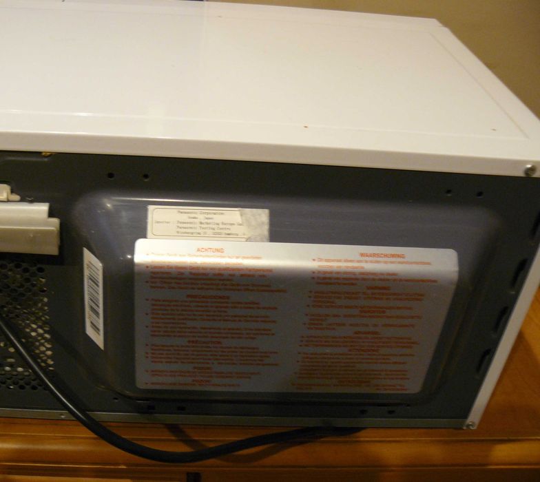 Mikrofalówka kuchenka Panasonic 800 watów wymiary